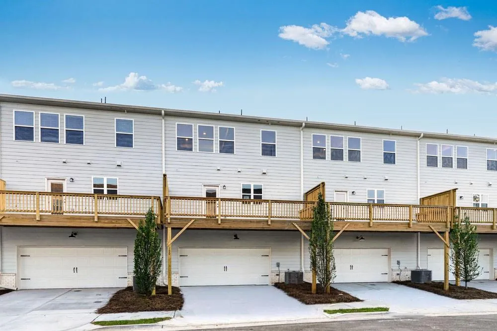 100 Epperly Way Tucker, GA 30084