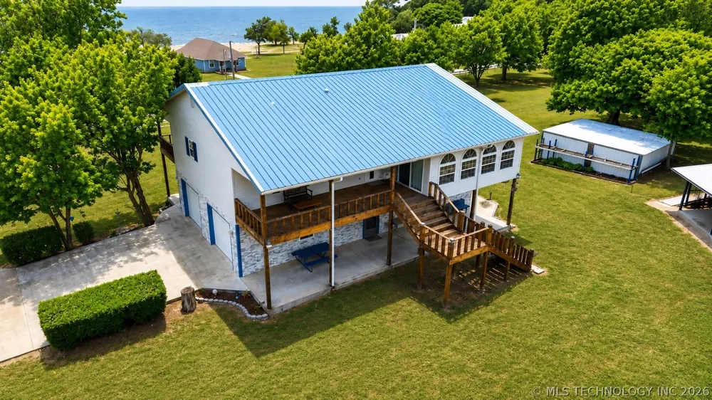 114537 Spring Creek Eufaula, OK 74432