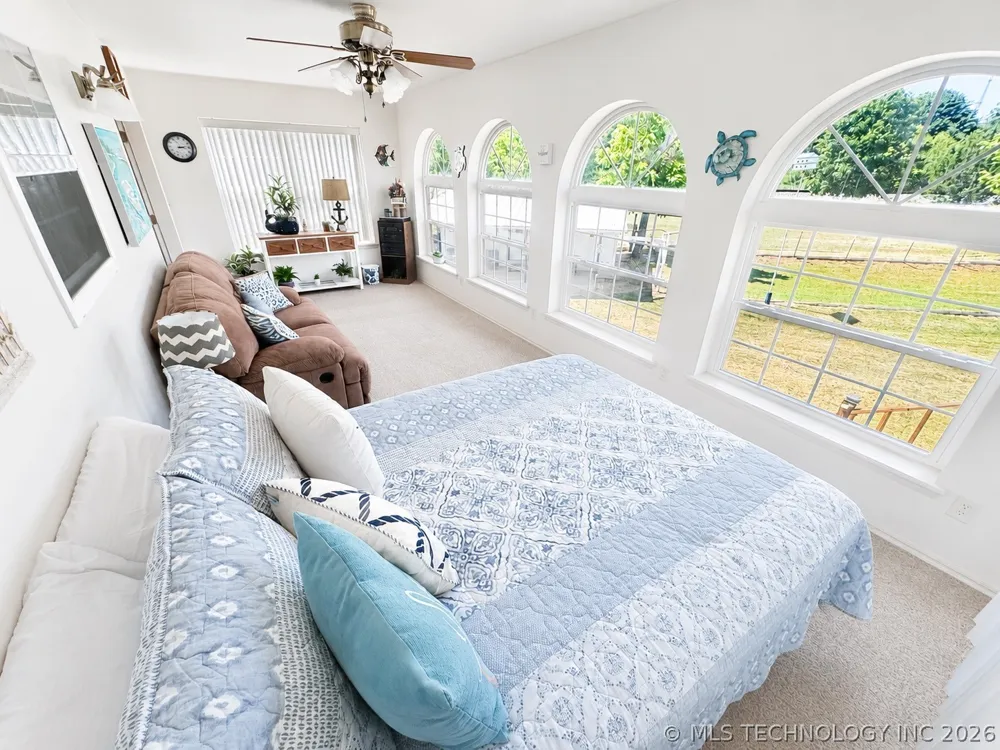 114537 Spring Creek Eufaula, OK 74432