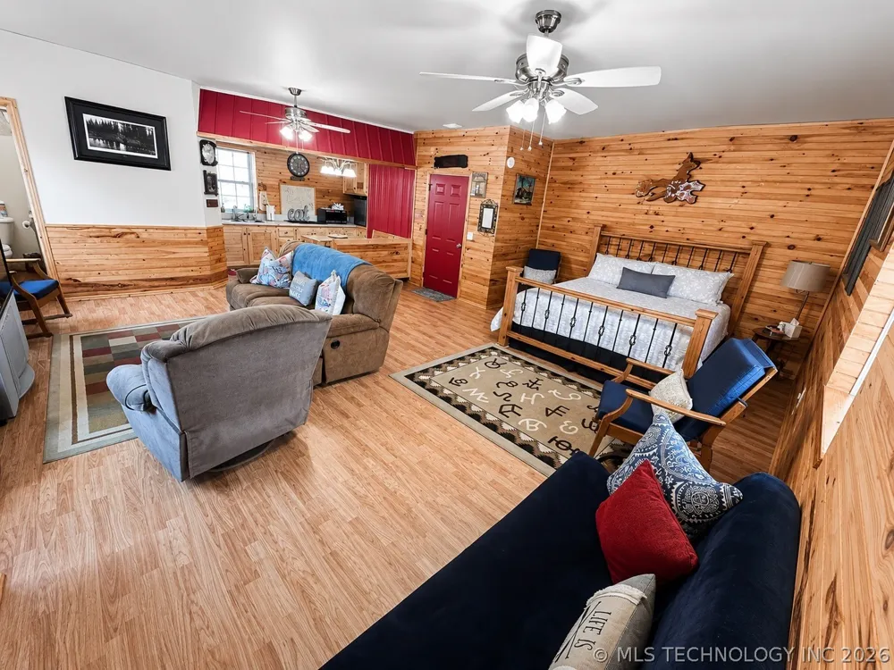 114537 Spring Creek Eufaula, OK 74432