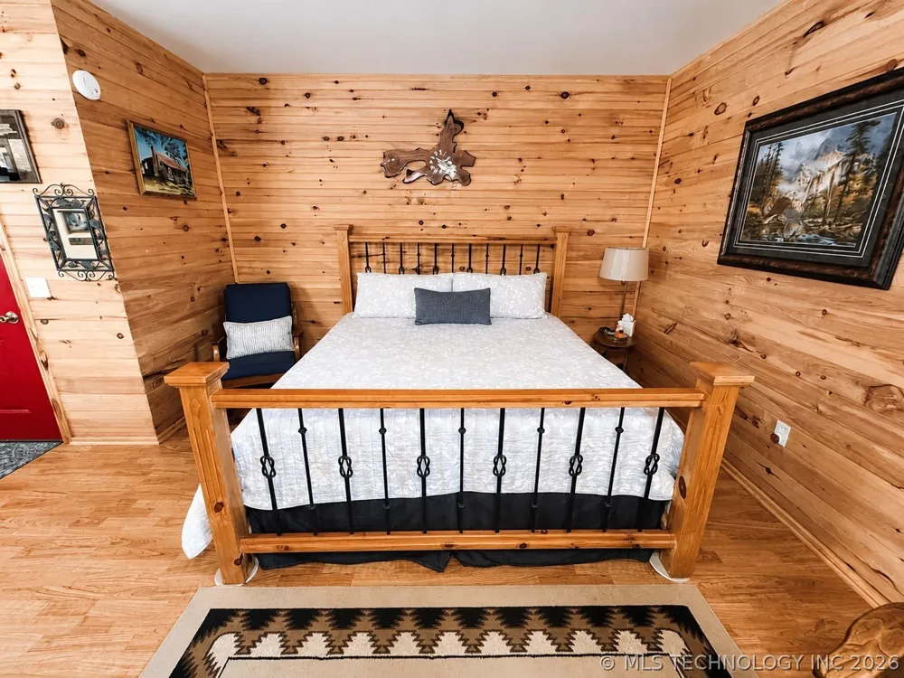 114537 Spring Creek Eufaula, OK 74432
