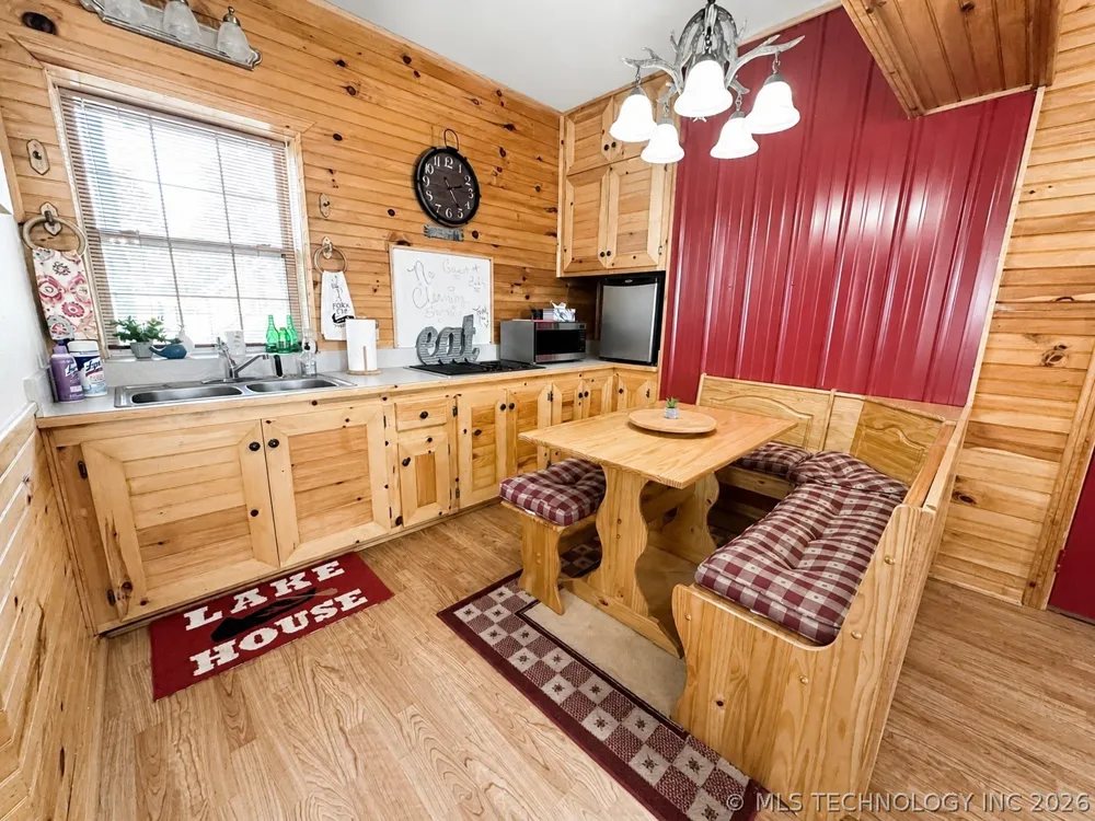 114537 Spring Creek Eufaula, OK 74432