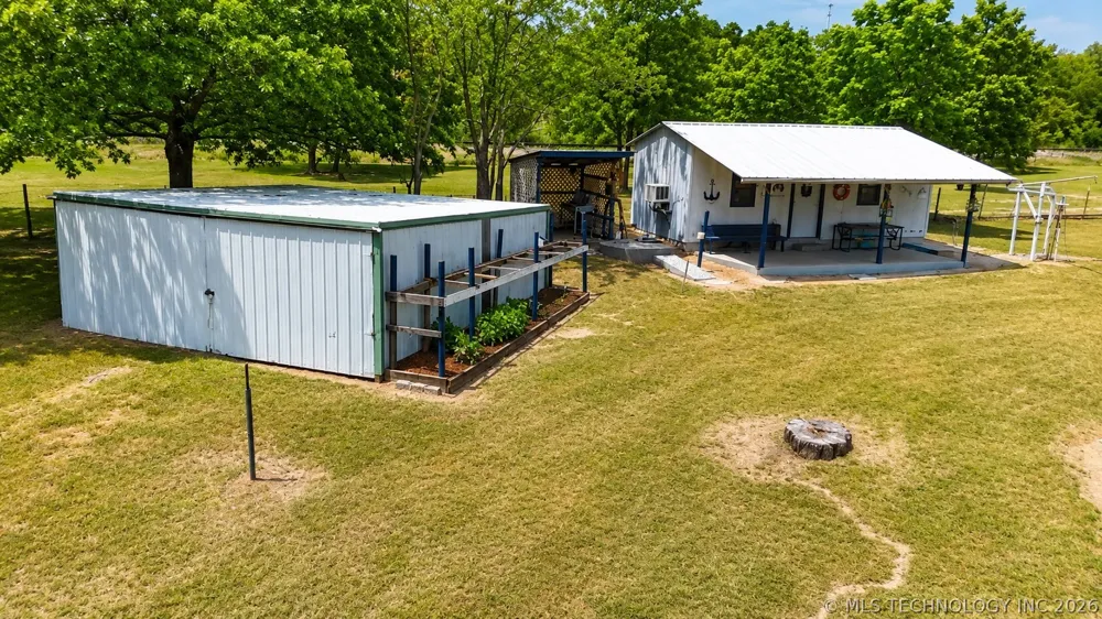 114537 Spring Creek Eufaula, OK 74432