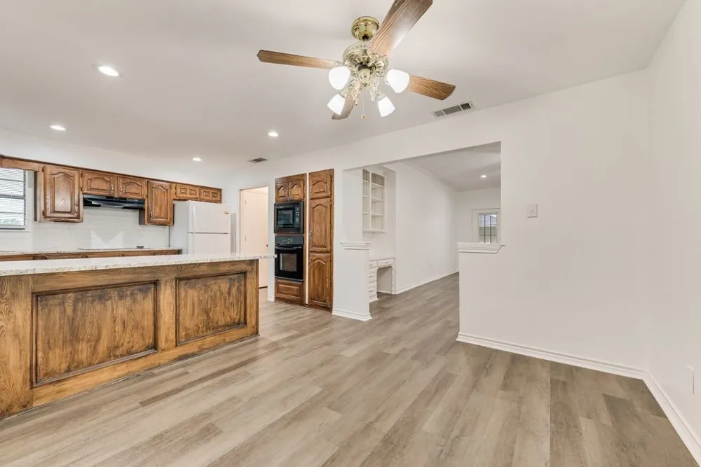 1627 Easy Street Seagoville, TX 75159