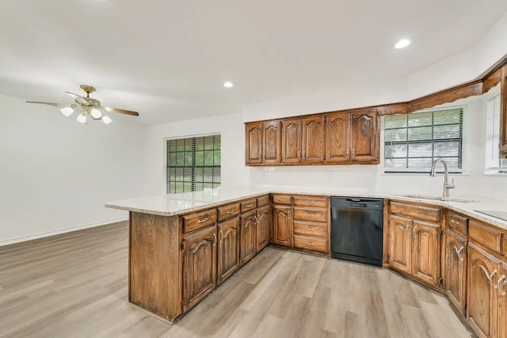 1627 Easy Street Seagoville, TX 75159