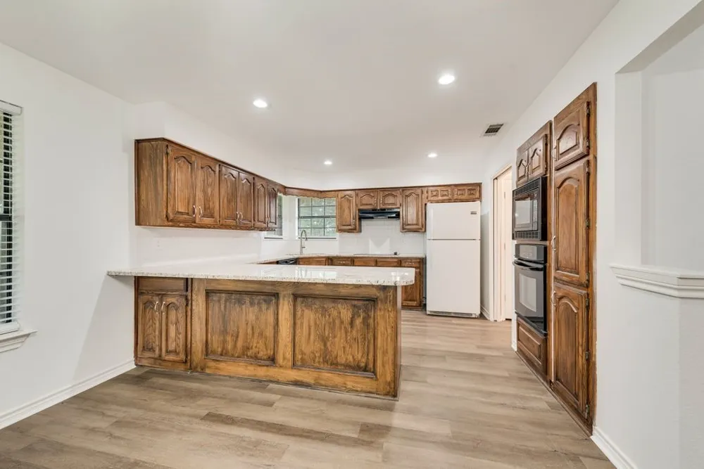 1627 Easy Street Seagoville, TX 75159