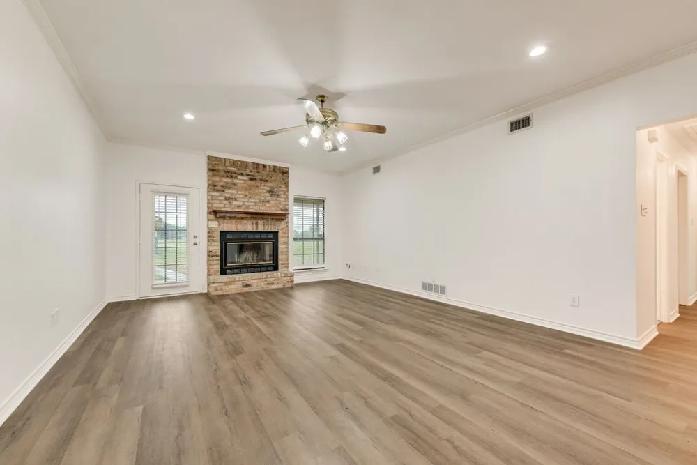 1627 Easy Street Seagoville, TX 75159