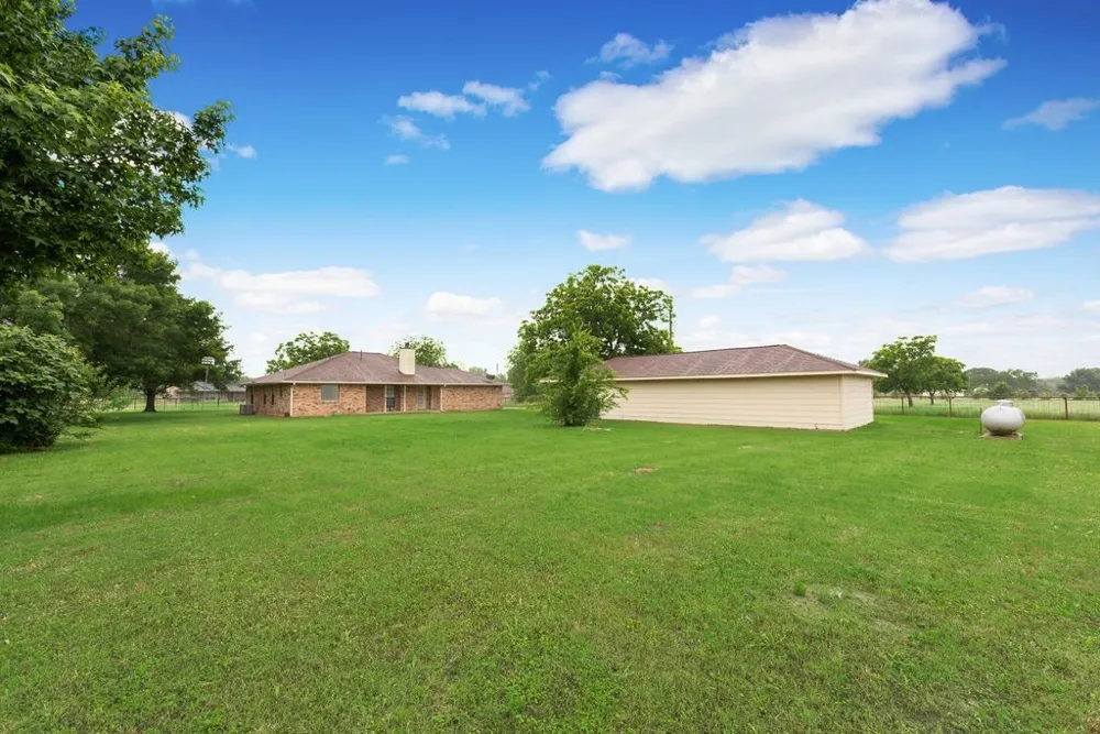 1627 Easy Street Seagoville, TX 75159