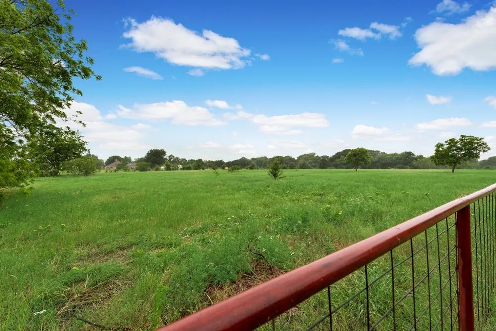 1627 Easy Street Seagoville, TX 75159