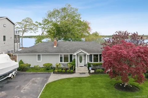 128 Crystal Beach Boulevard