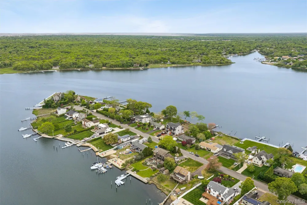 128 Crystal Beach Boulevard Moriches, NY 11955