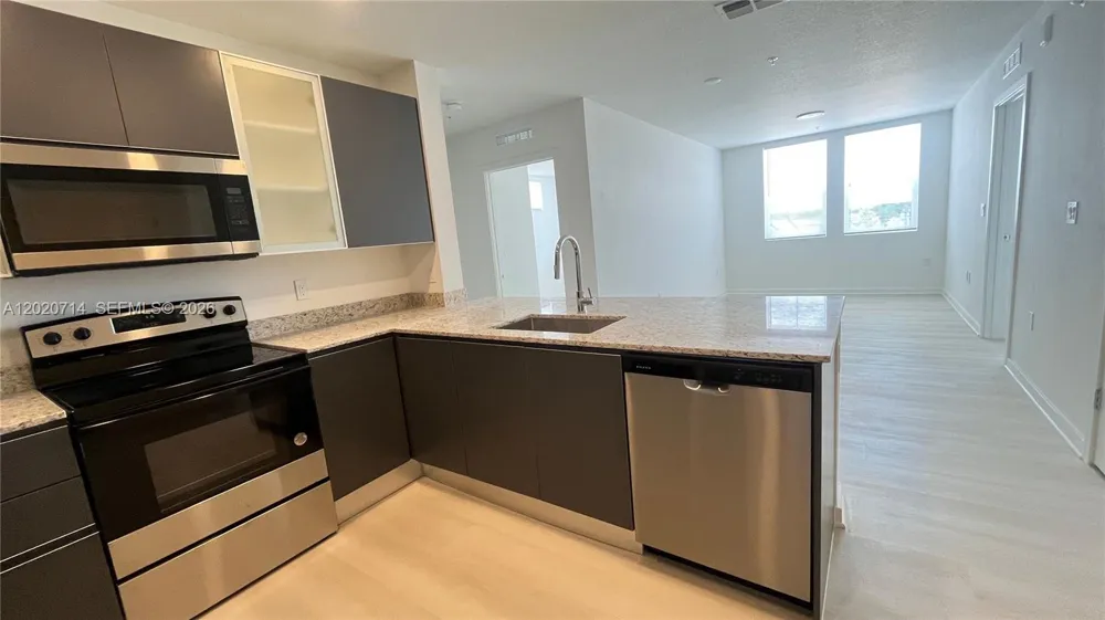 5579 Millenia Park Blvd #502 Orlando, FL 32839