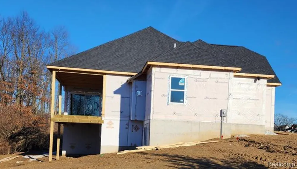 1 Leith St Brighton City, MI 48116