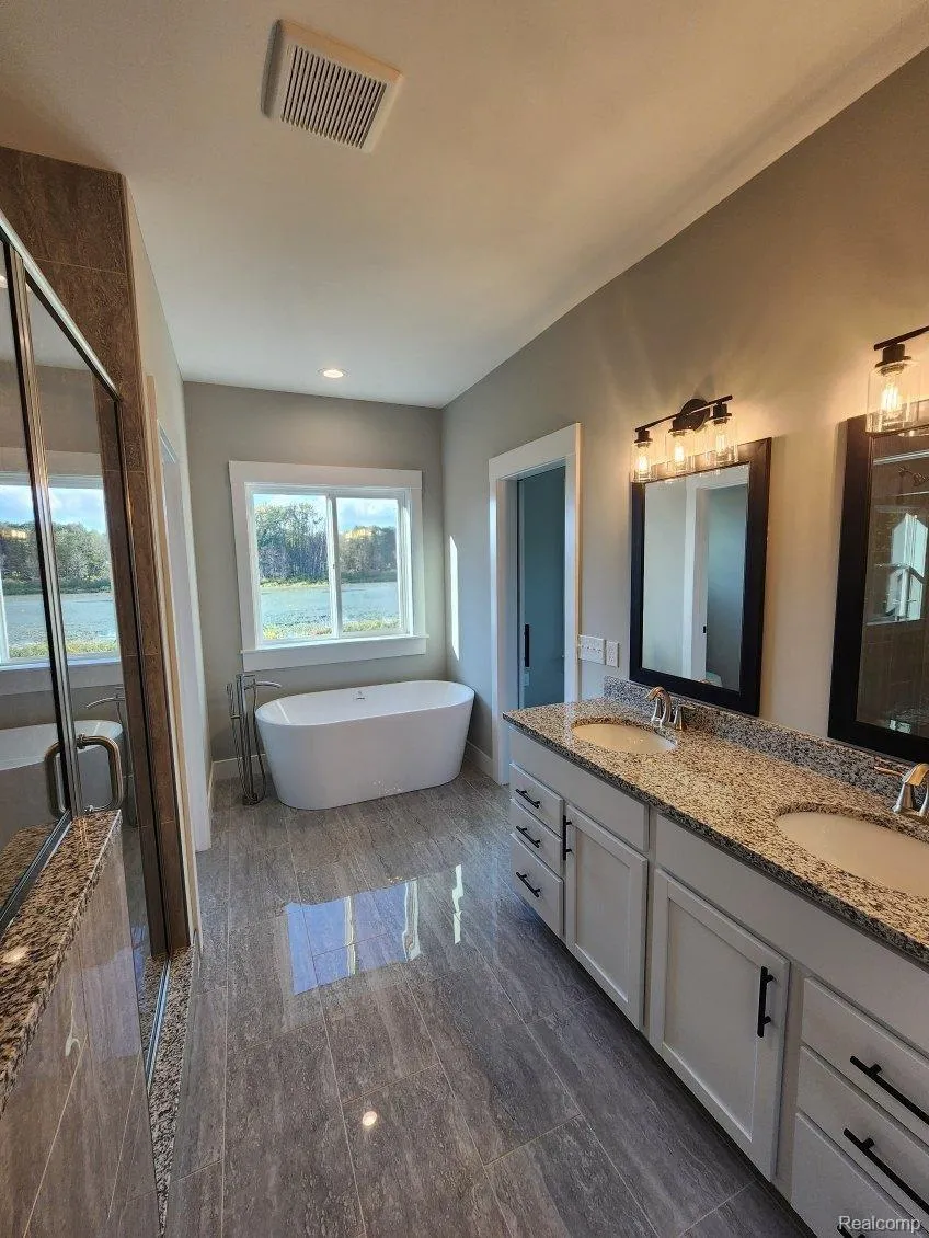1 Leith St Brighton City, MI 48116