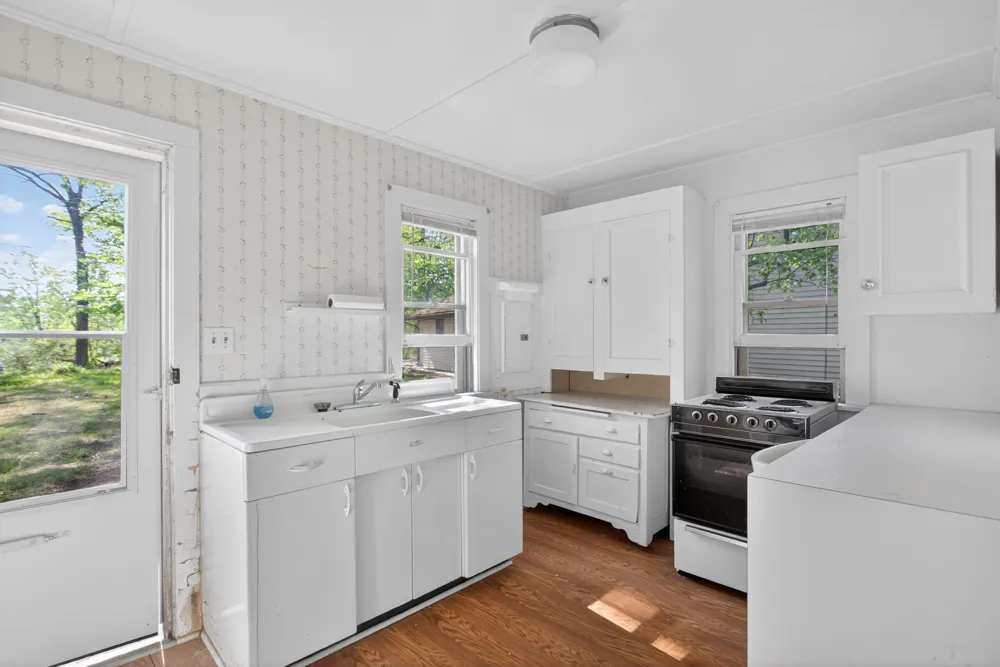 5036 Schrah Drive Waterloo Township, MI 49259