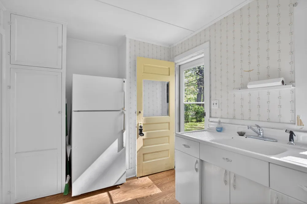 5036 Schrah Drive Waterloo Township, MI 49259