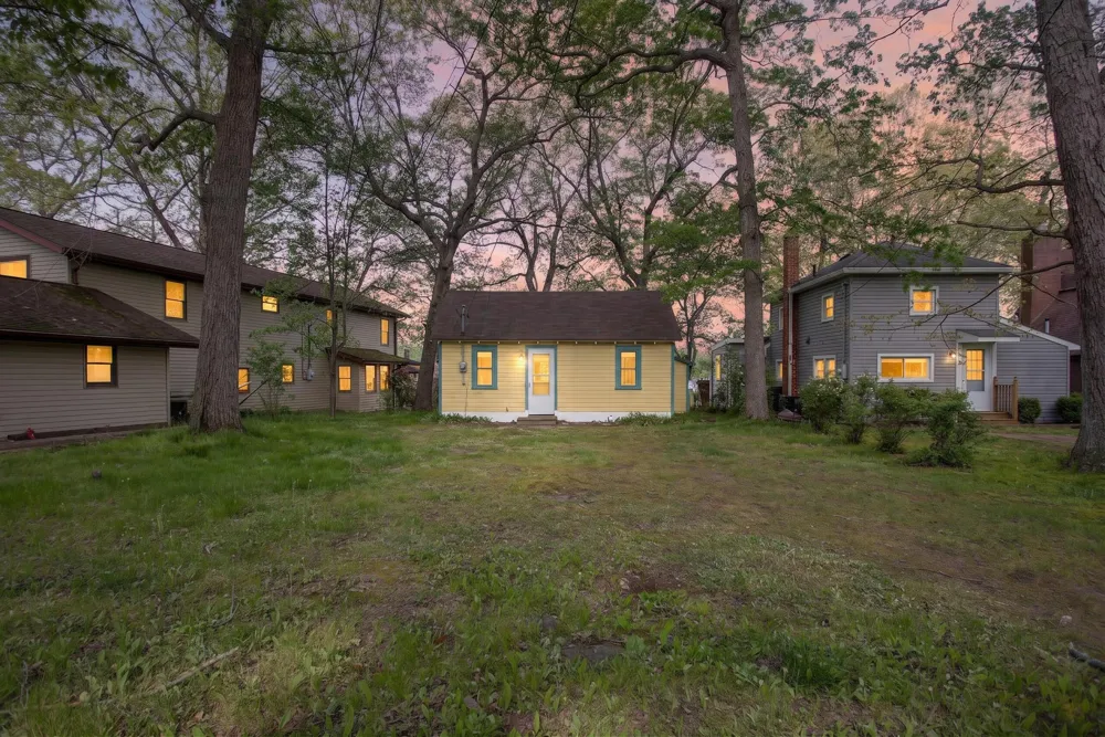 5036 Schrah Drive Waterloo Township, MI 49259