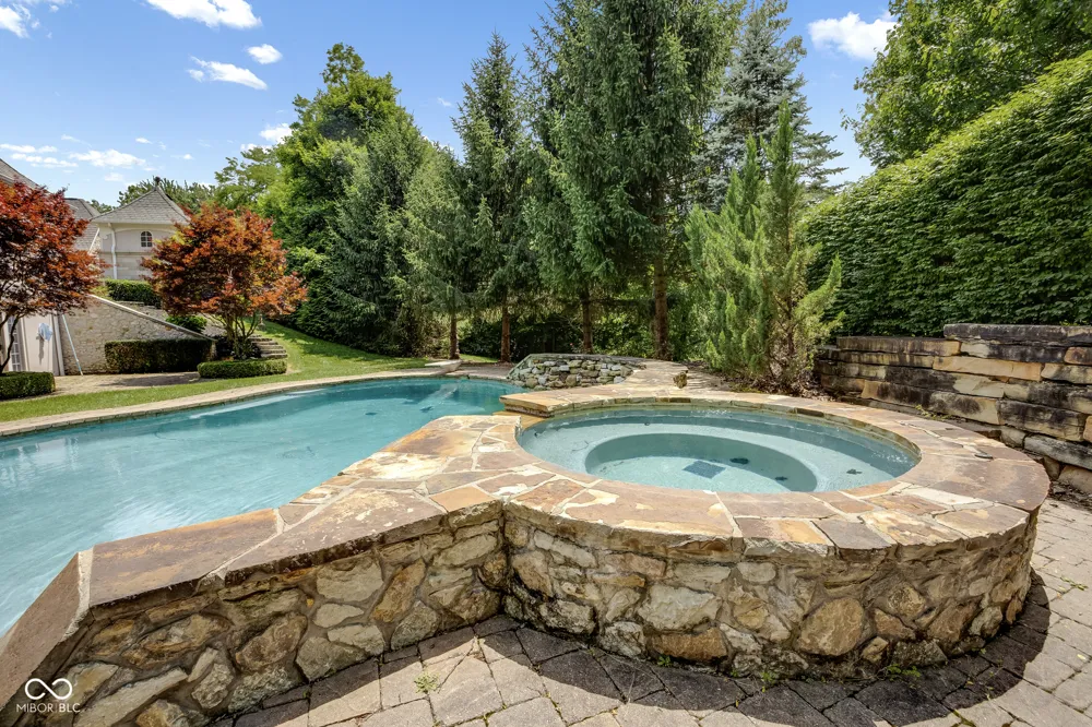 13198 County Road 400 E Batesville, IN 47006
