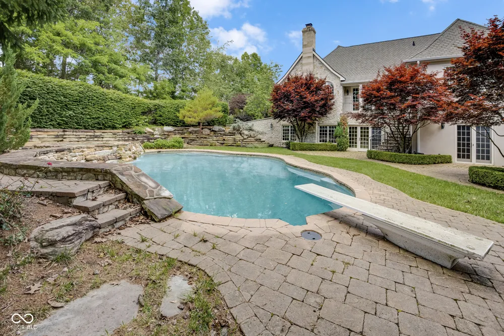 13198 County Road 400 E Batesville, IN 47006