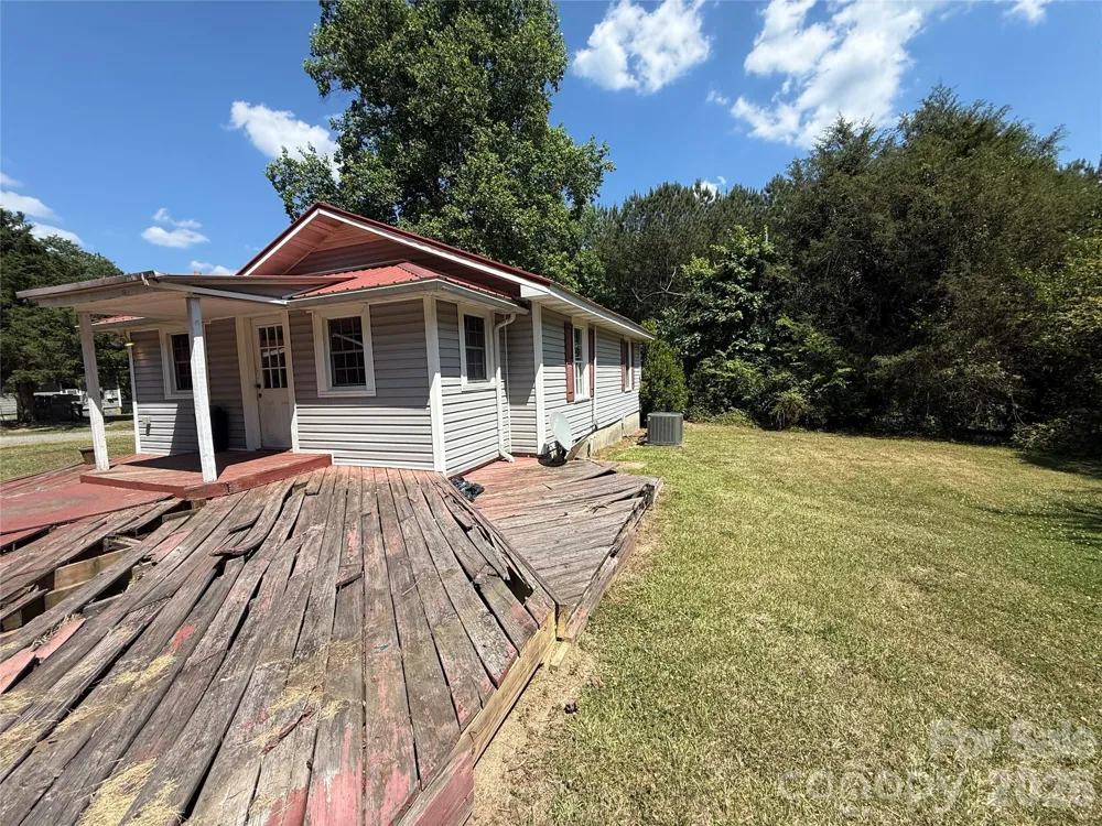 129 Sunset Drive Troy, NC 27371