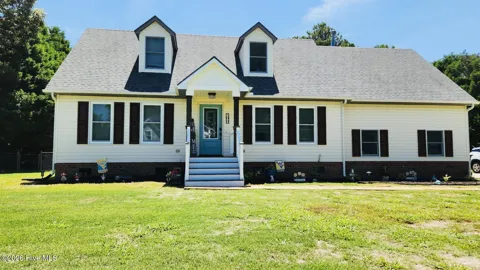 100 E Robin Court
