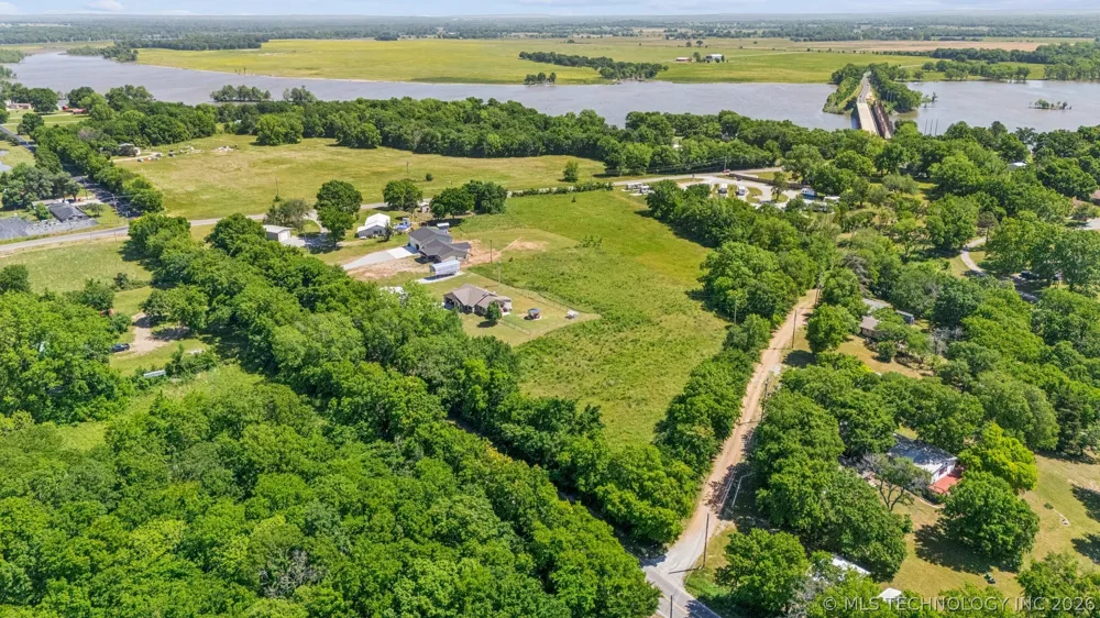 1 440 ROAD Adair, OK 74330