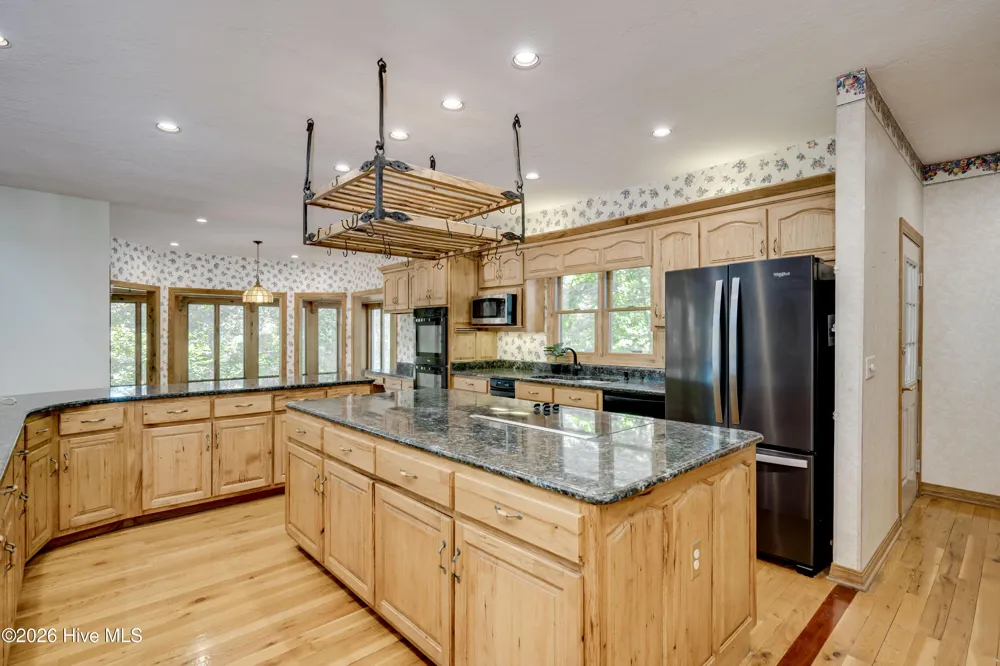 201 Rhett Drive Mccormick, SC 29835