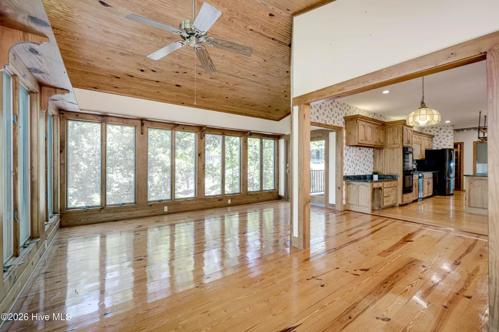 201 Rhett Drive Mccormick, SC 29835