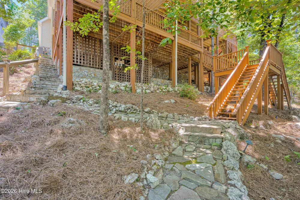 201 Rhett Drive Mccormick, SC 29835