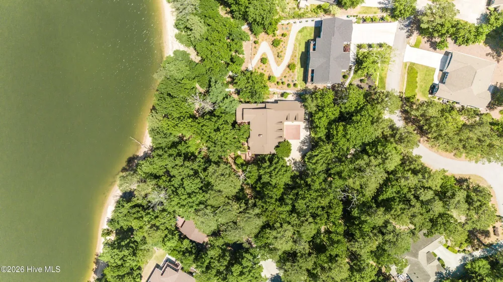 201 Rhett Drive Mccormick, SC 29835