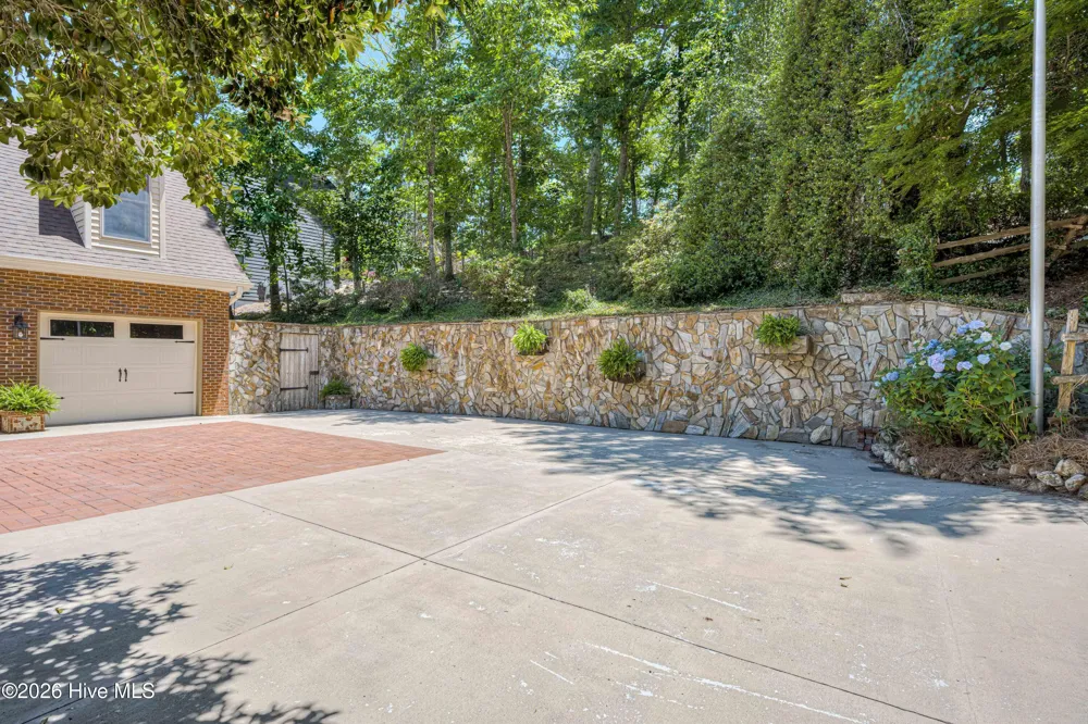 201 Rhett Drive Mccormick, SC 29835
