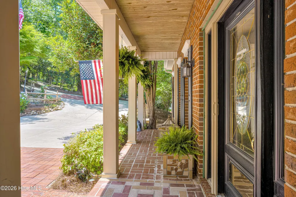 201 Rhett Drive Mccormick, SC 29835