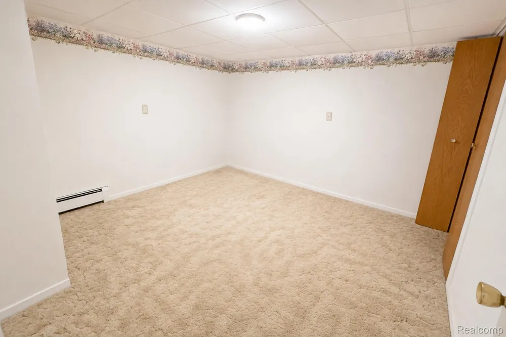 61227 Heritage South Lyon City, MI 48178