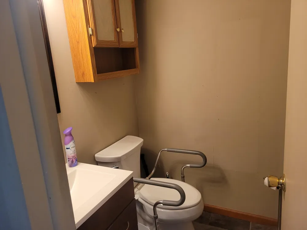 41276 Woodbury Green Drive Belleville, MI 48111