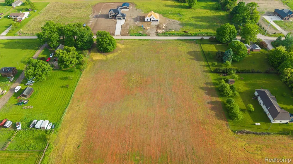 27655 Hagen Road Chesterfield Township, MI 48051