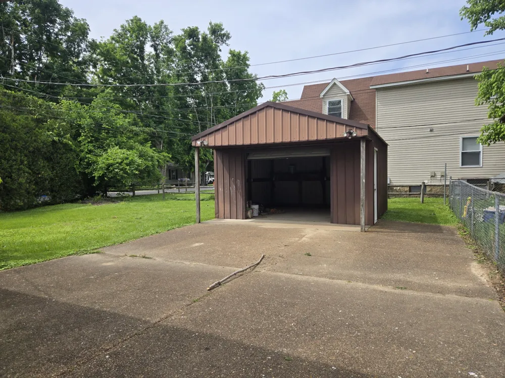 95 Sunset Dr Waverly, TN 37185