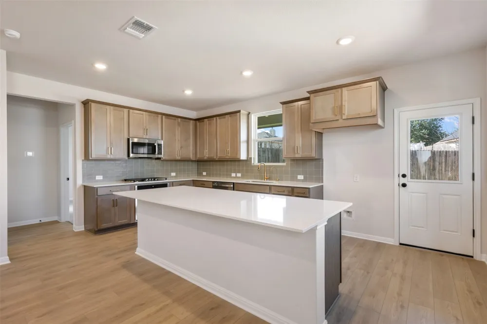1916 Davee Place Georgetown, TX 78633