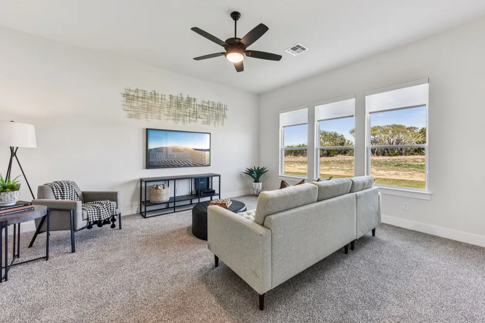 221 Three Rivers Road Florence, TX 76527