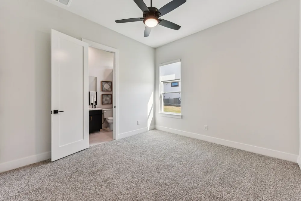221 Three Rivers Road Florence, TX 76527