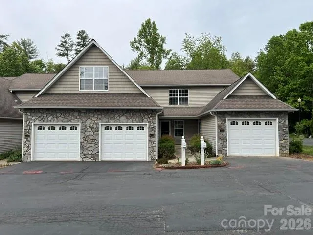 203 Waters Edge Drive #1297 Weaverville, NC 28787