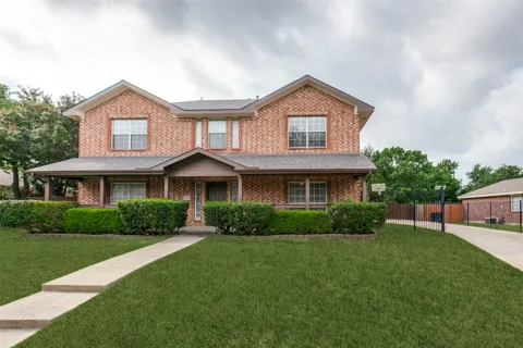 304 Elizabeth Trail