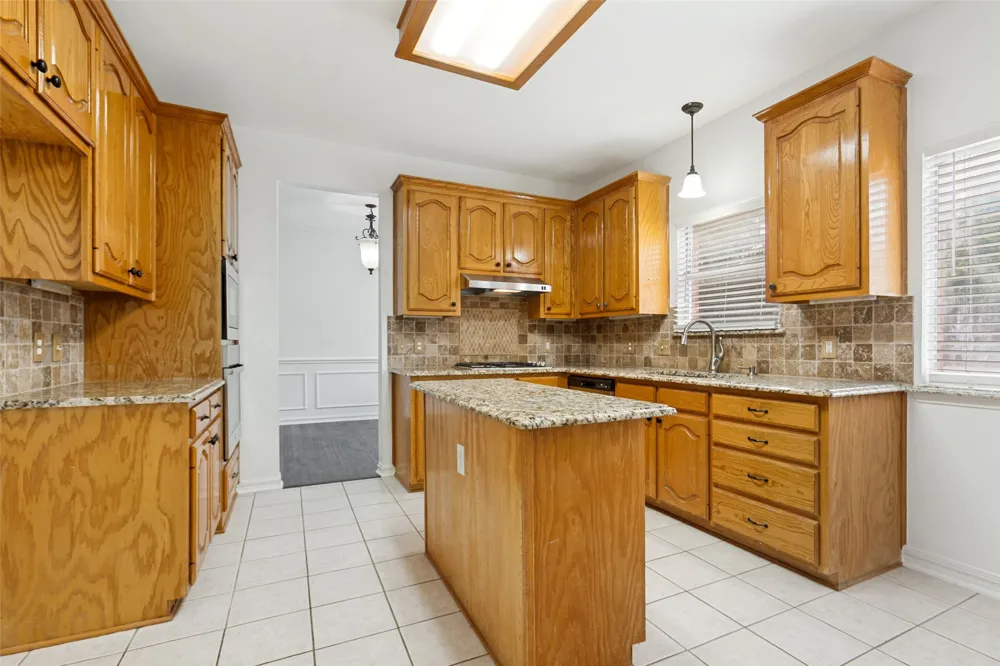 304 Elizabeth Trail Murphy, TX 75094