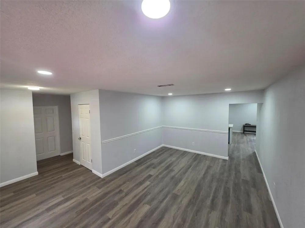 118 Outlook Drive Houston, TX 77034