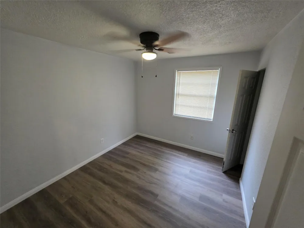 118 Outlook Drive Houston, TX 77034