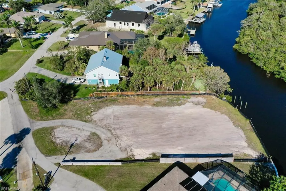 4770 Estego Court Estero, FL 33928