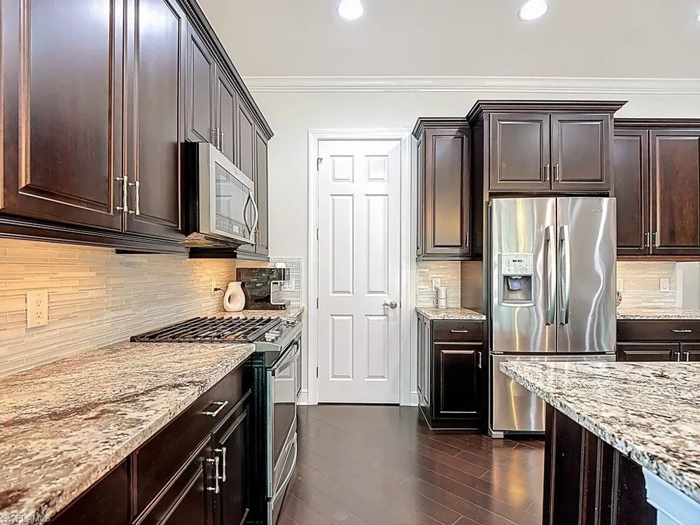 10264 Porto Romano Drive Miromar Lakes, FL 33913