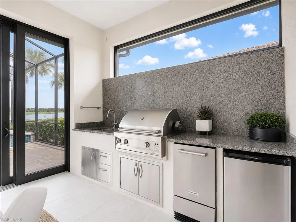 10264 Porto Romano Drive Miromar Lakes, FL 33913