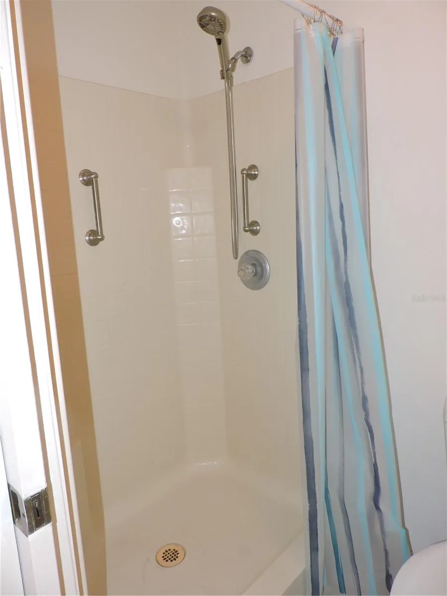 281 GENESIS POINTE DRIVE #8-3 Lake Wales, FL 33859