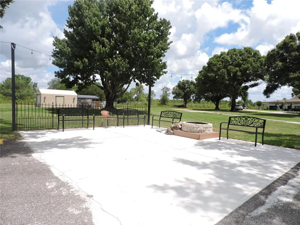 281 GENESIS POINTE DRIVE #8-3 Lake Wales, FL 33859