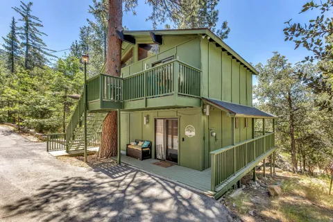 25595 Glen Road